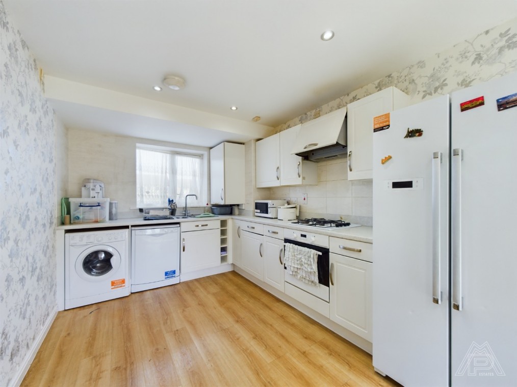 57 Meadow Drive, Aveley, South Ockendon, Essex, RM15