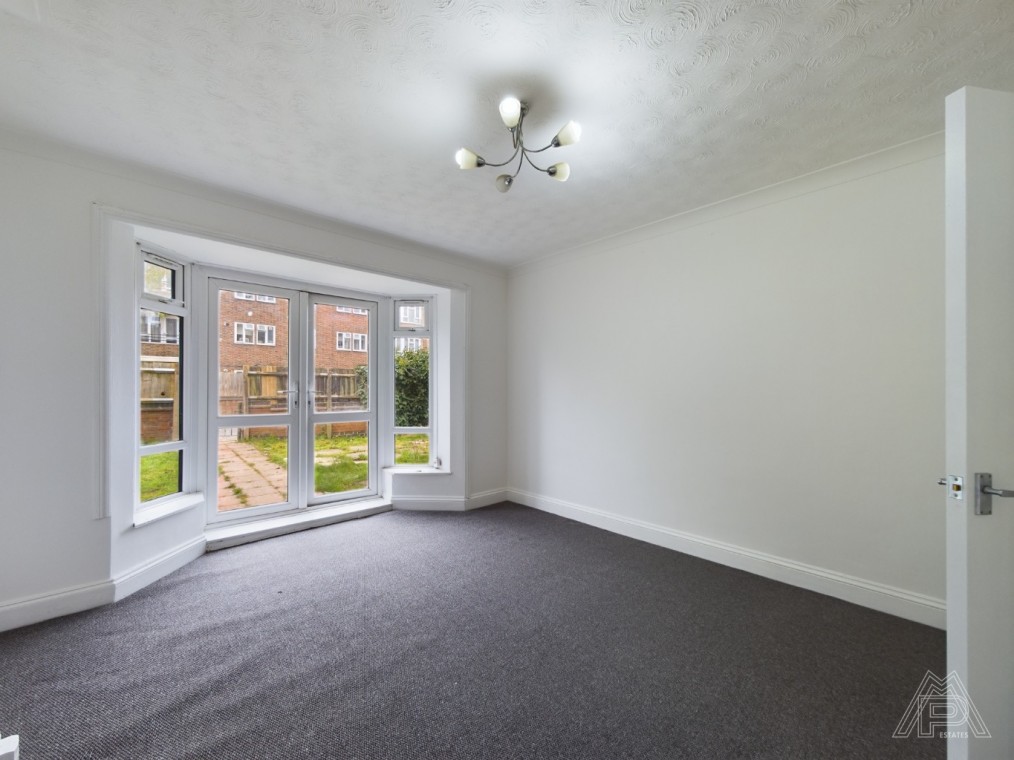 Broxburn Drive, South Ockendon, Essex, RM15