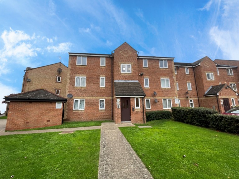 Danbury Crescent, South Ockendon, Essex, RM15