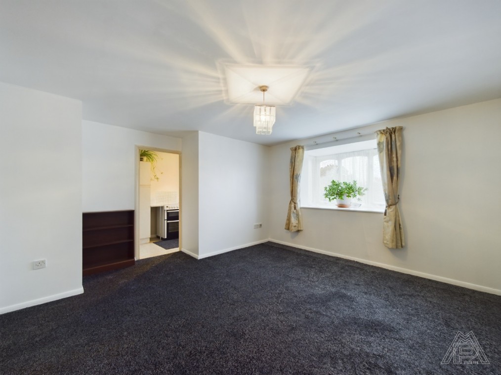 Danbury Crescent, South Ockendon, Essex, RM15