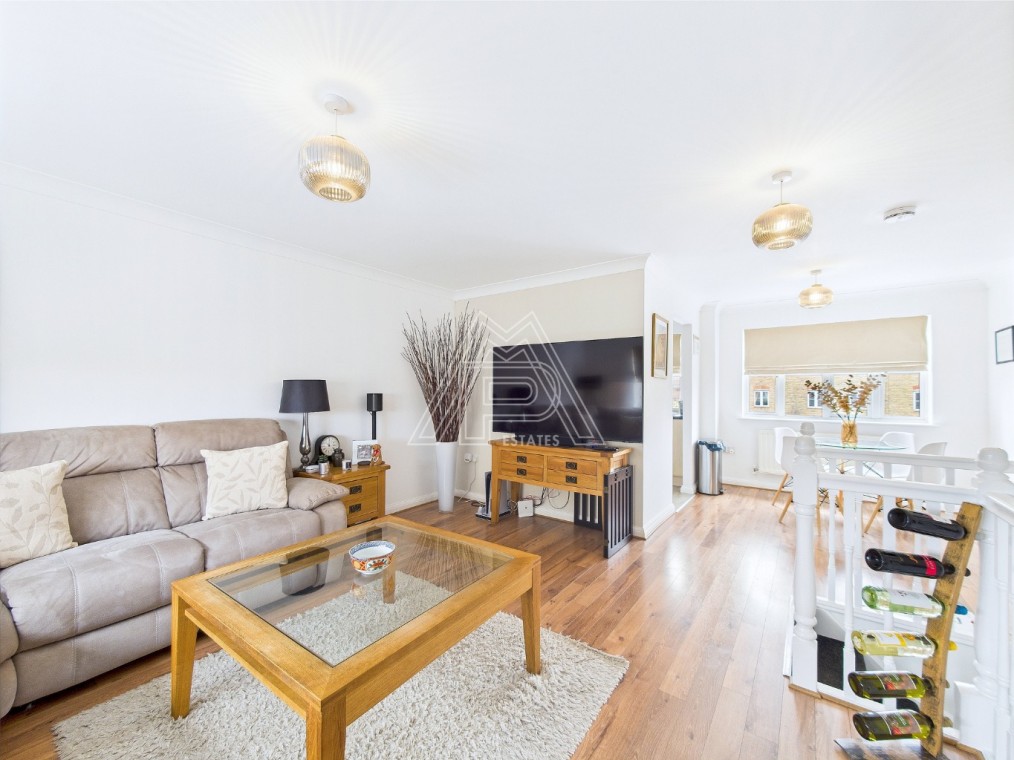 Cavendish Gardens, Aveley, South Ockendon, Essex, RM1