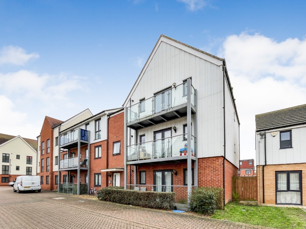 Falcon Avenue, South Ockendon, Essex, RM15