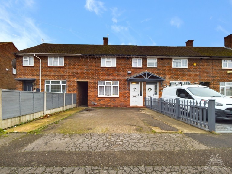 Bovey Way, South Ockendon, Essex, RM15