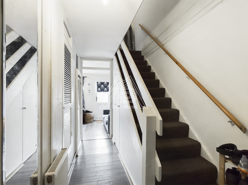 Foxglove Road, South Ockendon, Essex, RM15