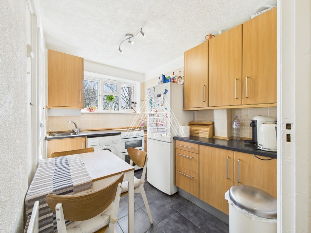 Cam Green, South Ockendon, Essex, RM15