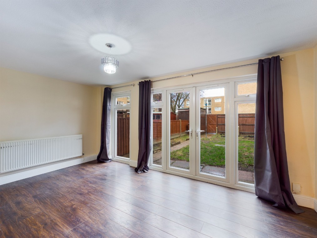 Viola Close, South Ockendon, Essex, RM15