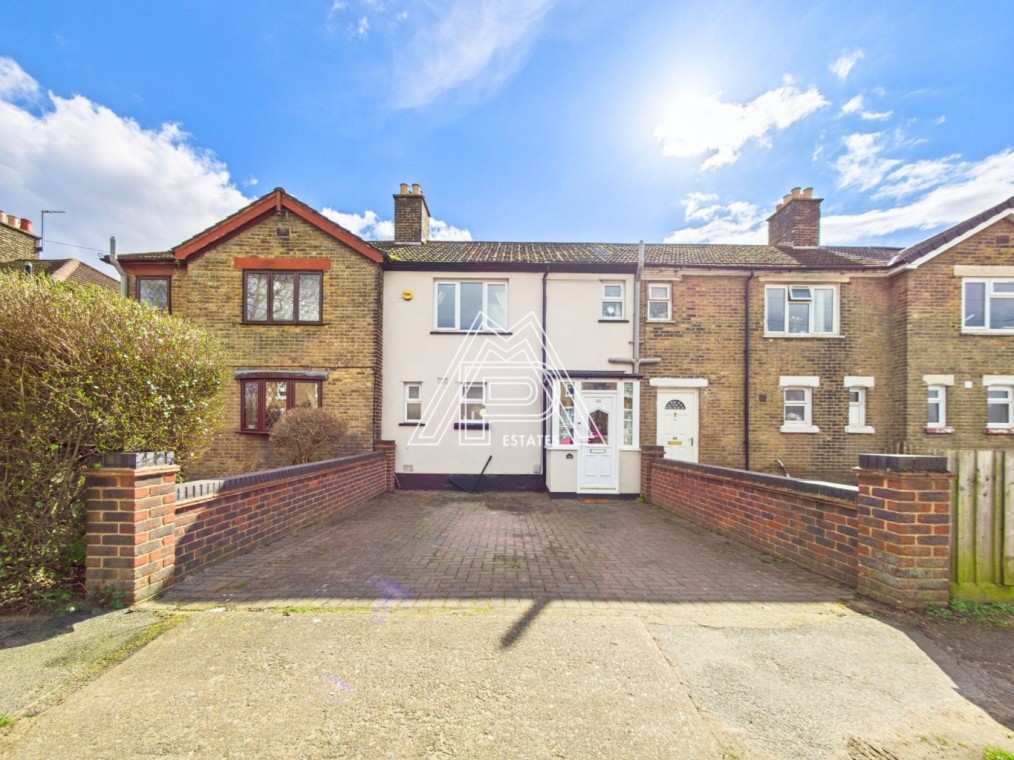 Hall Road, Aveley, South Ockendon, Essex, RM15