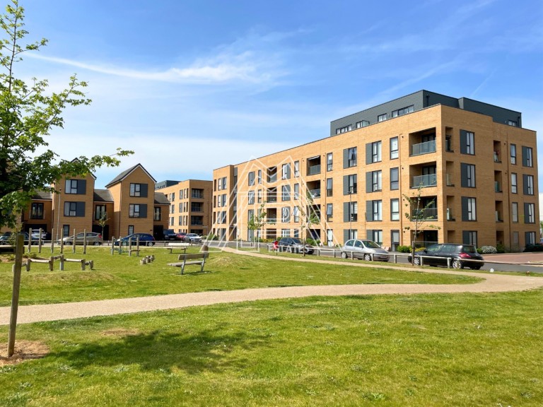 Windstar Drive, South Ockendon, Essex, RM15