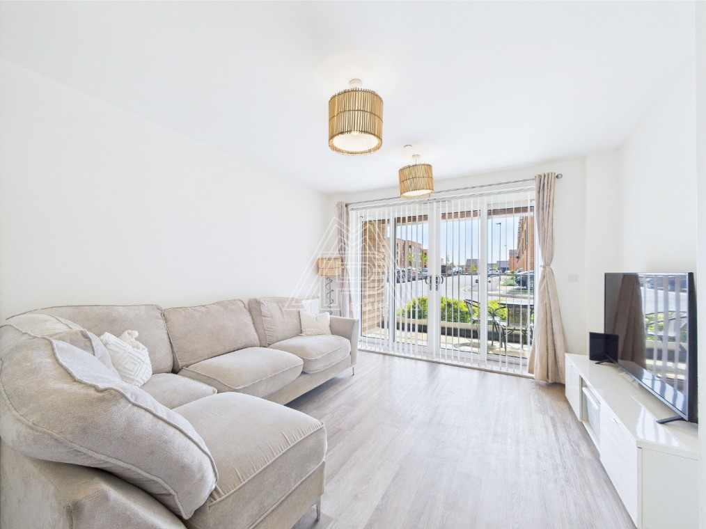Windstar Drive, South Ockendon, Essex, RM15