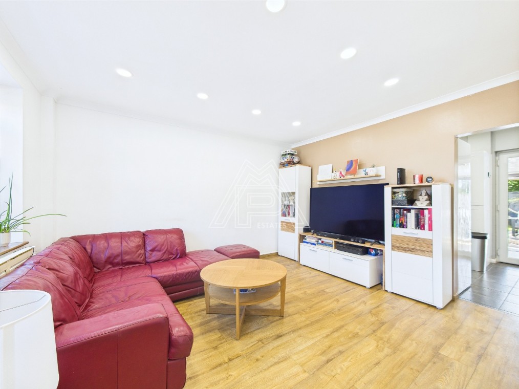Fortin Close, South Ockendon, Essex, RM15