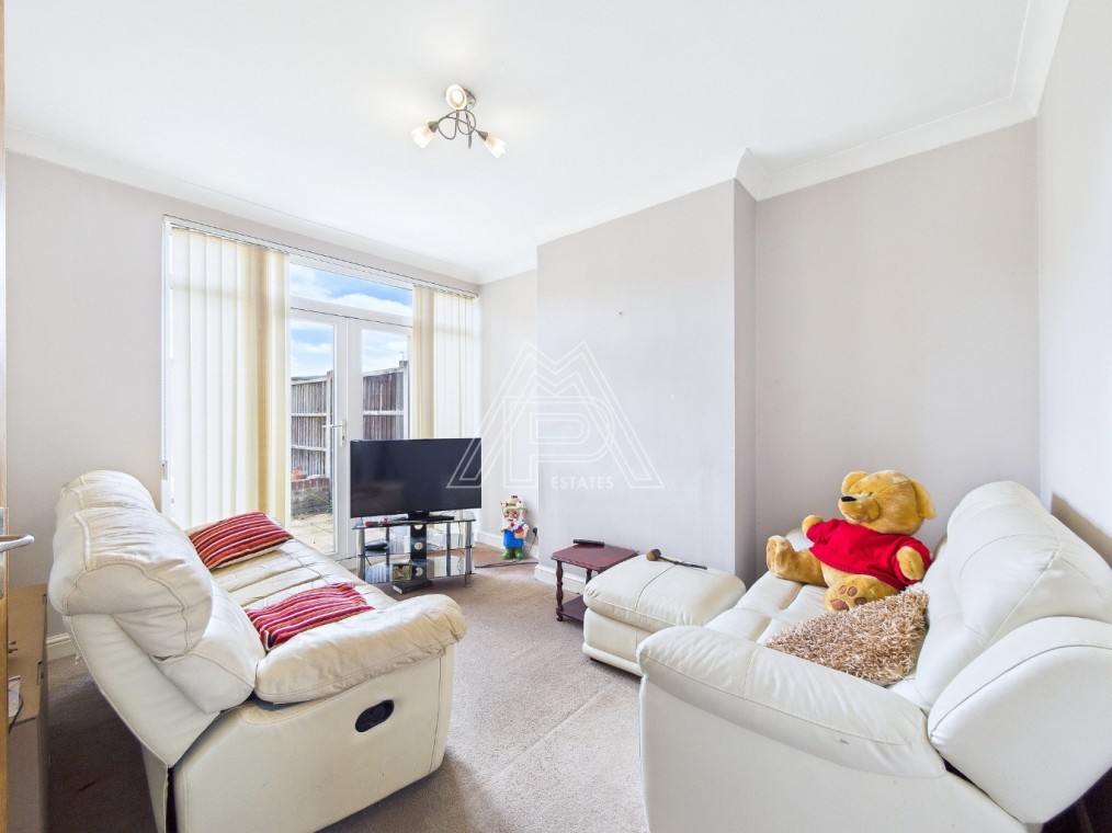 Stanford Gardens, Aveley, Essex, RM15