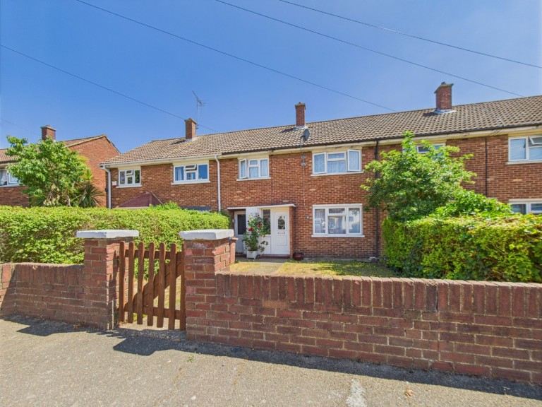 Manor Close, Aveley, Thurrock, RM15