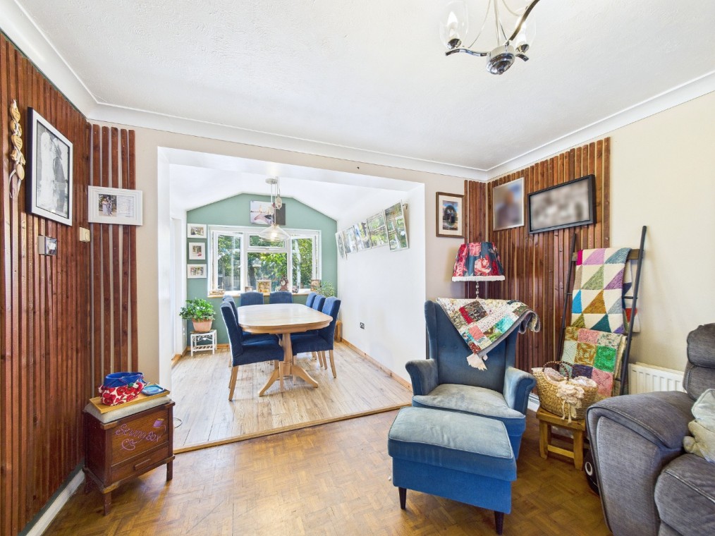 Manor Close, Aveley, Thurrock, RM15