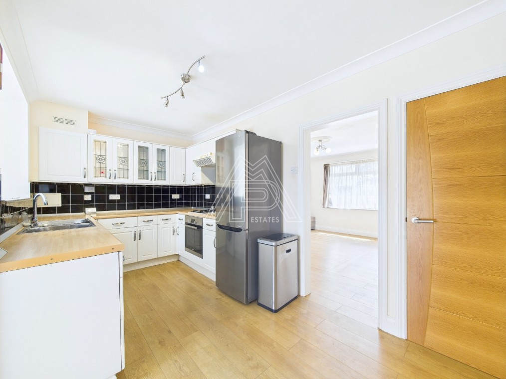 Arisdale Avenue, South Ockendon, Essex, RM15 5AS