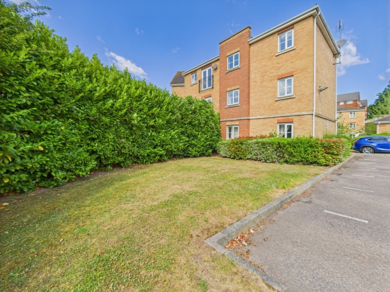 Coniston Avenue, Purfleet-On-Thames, Essex, RM19 1PH
