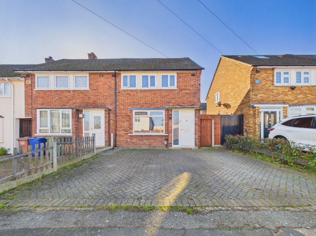 Cherwell Grove, South Ockendon, Essex, RM15