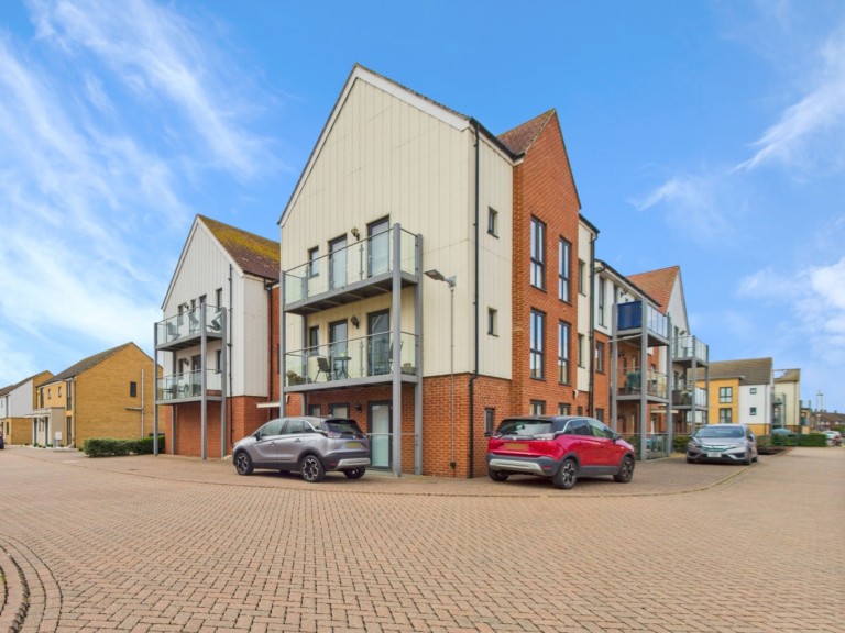 Falcon Avenue, South Ockendon, Essex, RM15