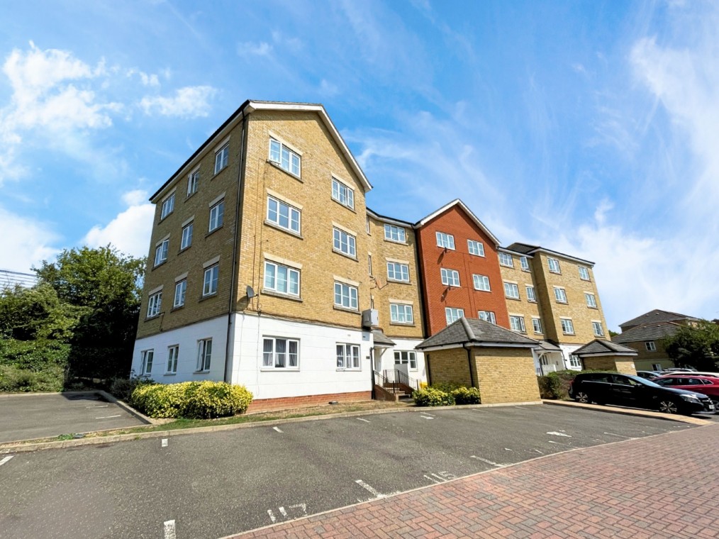 Kendal, Purfleet, Essex, RM19