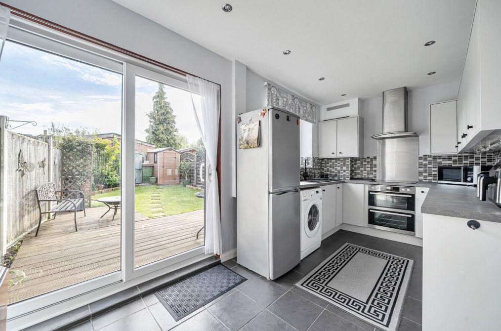 Ravel Gardens, Aveley, South Ockendon, Essex, RM15 4NH