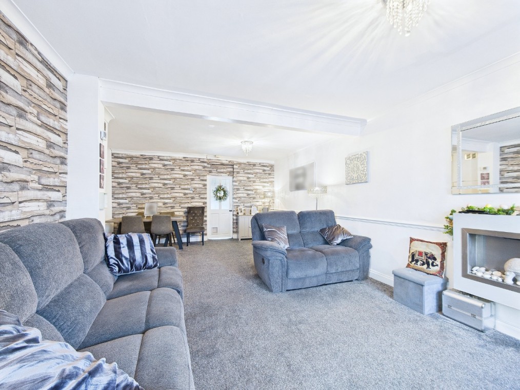 Grange Road, Aveley, South Ockendon, Essex, RM15 4ER