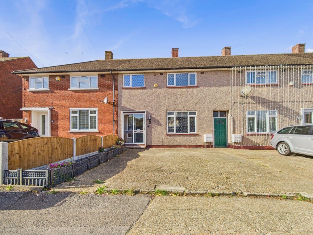 Teviot Avenue, Aveley, South Ockendon, Essex, RM15 4QD