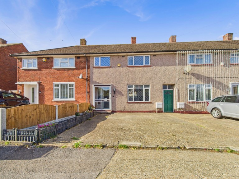 Teviot Avenue, Aveley, South Ockendon, Essex, RM15 4QD