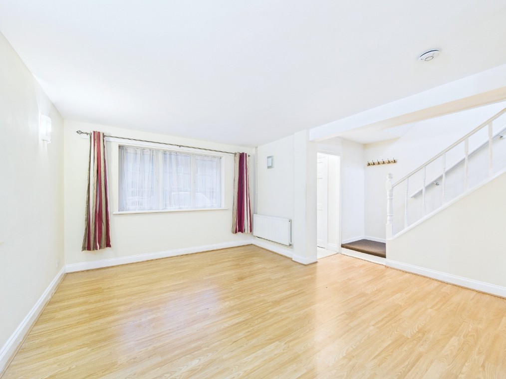Dent Close, South Ockendon, Essex, RM15 5DS
