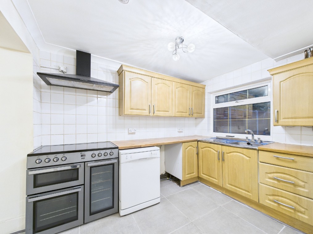 Dent Close, South Ockendon, Essex, RM15 5DS