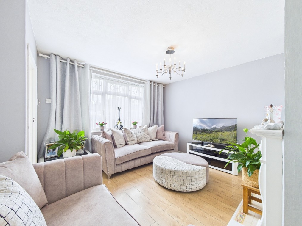 Bann Close, South Ockendon, Essex, RM15