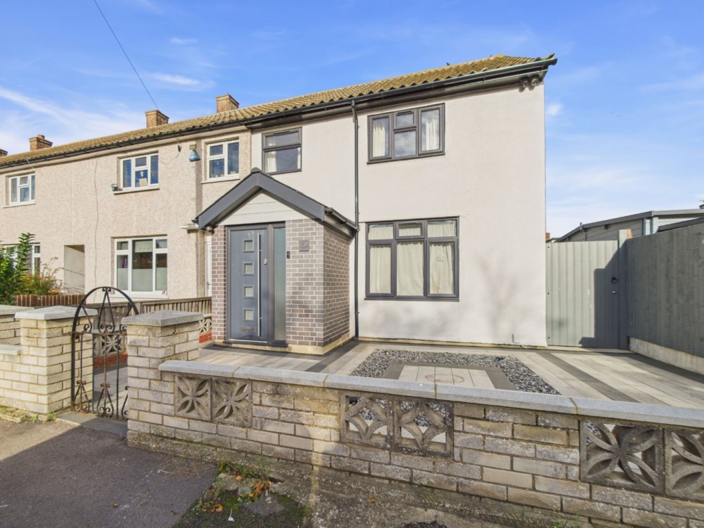 Broxburn Drive, South Ockendon, Essex, RM15