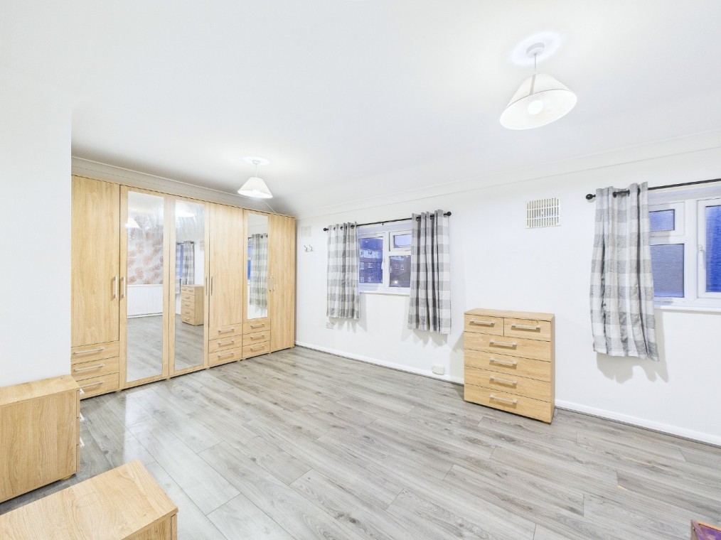 Bovey Way, South Ockendon, Essex, RM15