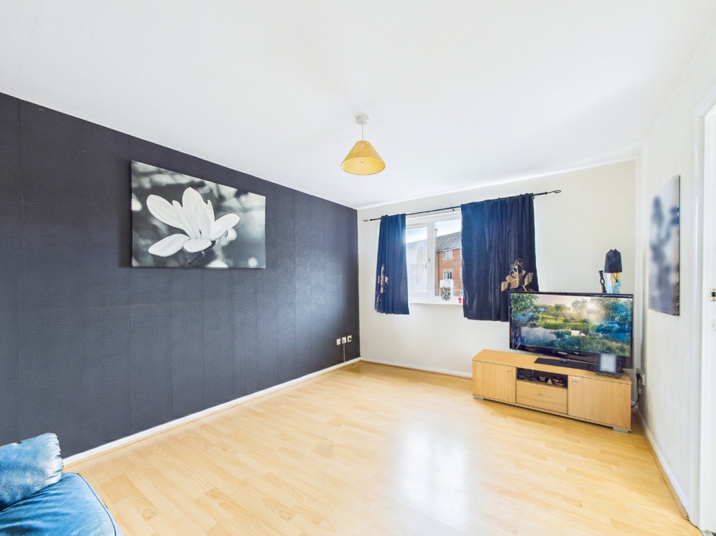 Danbury Crescent, South Ockendon, Essex, RM15 5BX