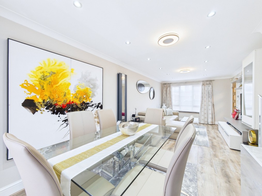 St. Pauls Close, Aveley, Essex, RM15