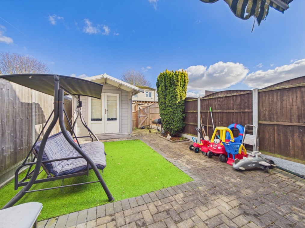 Tamarisk Road, South Ockendon, Essex, RM15