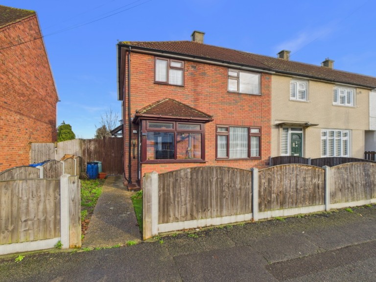 Annalee Road, South Ockendon, Essex, RM15