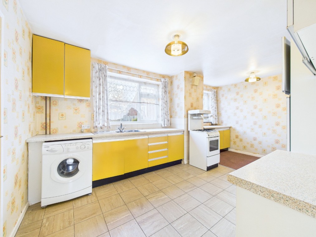 Annalee Road, South Ockendon, Essex, RM15