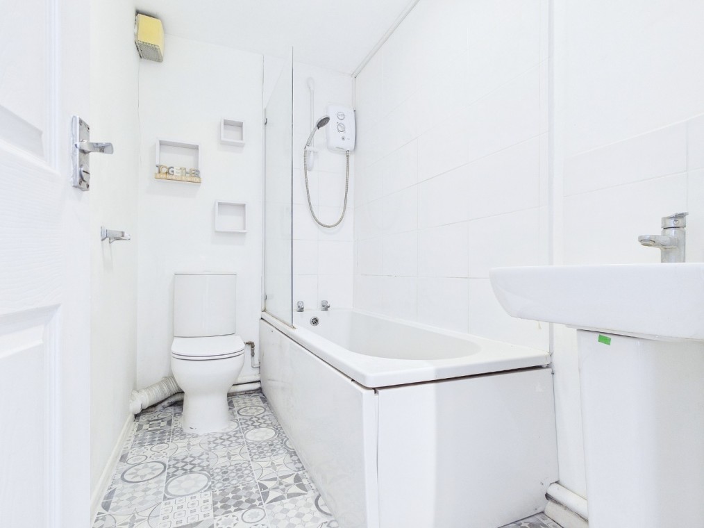 Danbury Crescent, South Ockendon, Essex, RM15