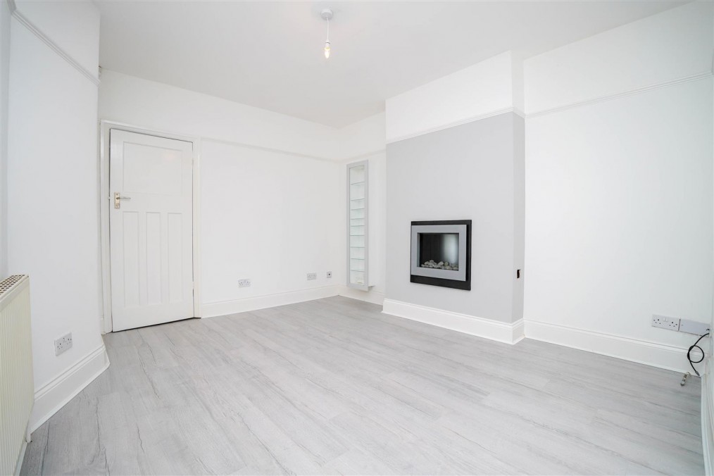 44 Highfield Road, Hall Green
