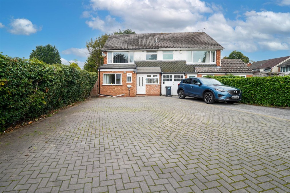 Larchmere Drive, Hall Green