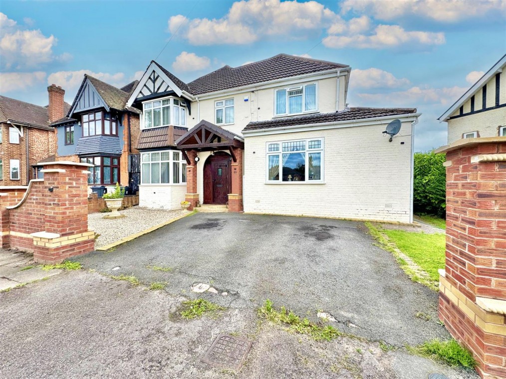 Yardley Wood Road, Birmingham, B13