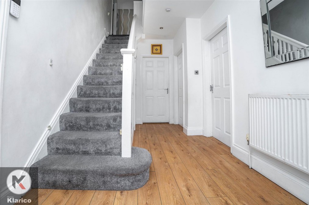 Yardley Wood Road, Birmingham, B13