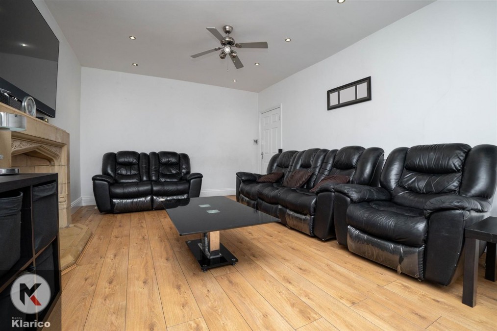 Yardley Wood Road, Birmingham, B13