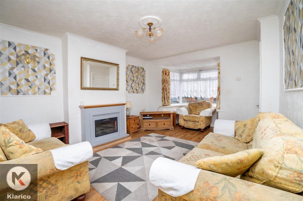 Fast Pits Road, Birmingham, B25