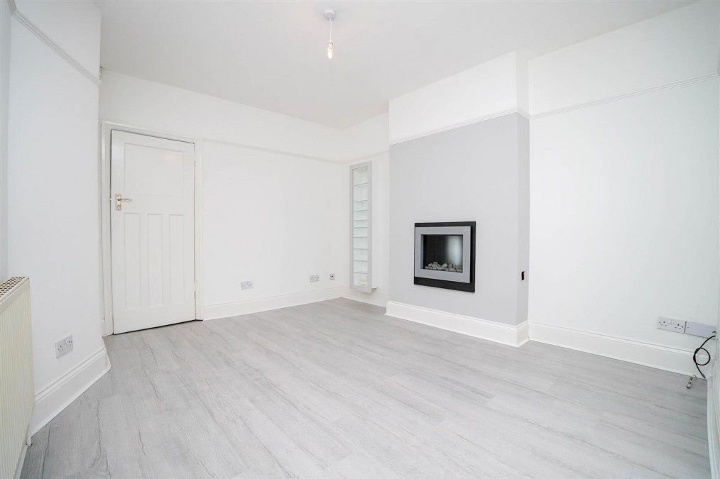 Highfield Road, Hall Green, B28