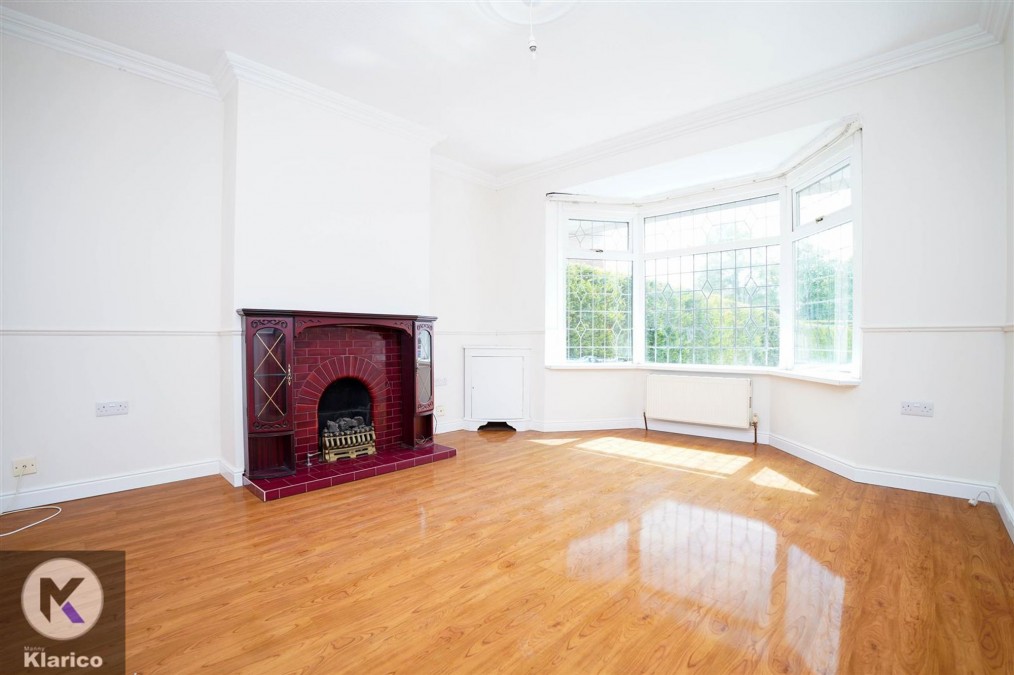 Stratford Road, Hall Green, B28