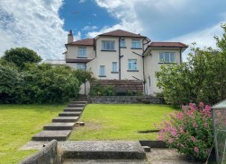 Keayn-Ard, Queens Road, Port St Mary, Isle of Man, IM9 5EP