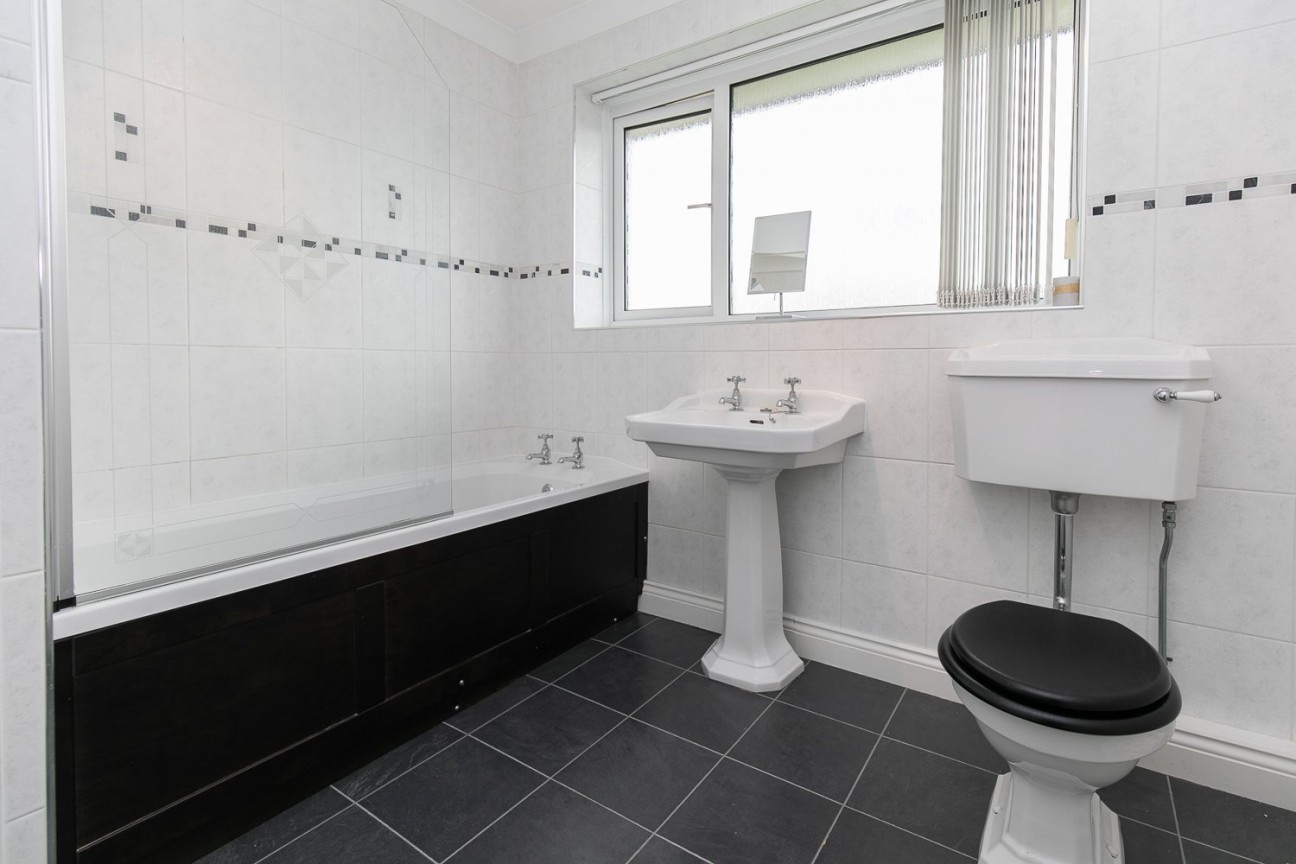 60, Kerroo Coar, Peel, Isle of Man, IM5 1JD