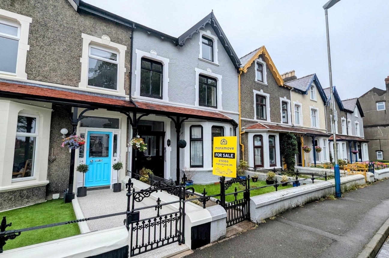 5 Woodbourne Villas, 32, Alexander Drive, Douglas, Isle of Man, IM2 3QG