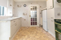 5 Woodbourne Villas, 32, Alexander Drive, Douglas, Isle of Man, IM2 3QG