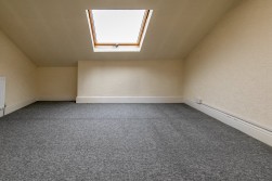 5 Woodbourne Villas, 32, Alexander Drive, Douglas, Isle of Man, IM2 3QG